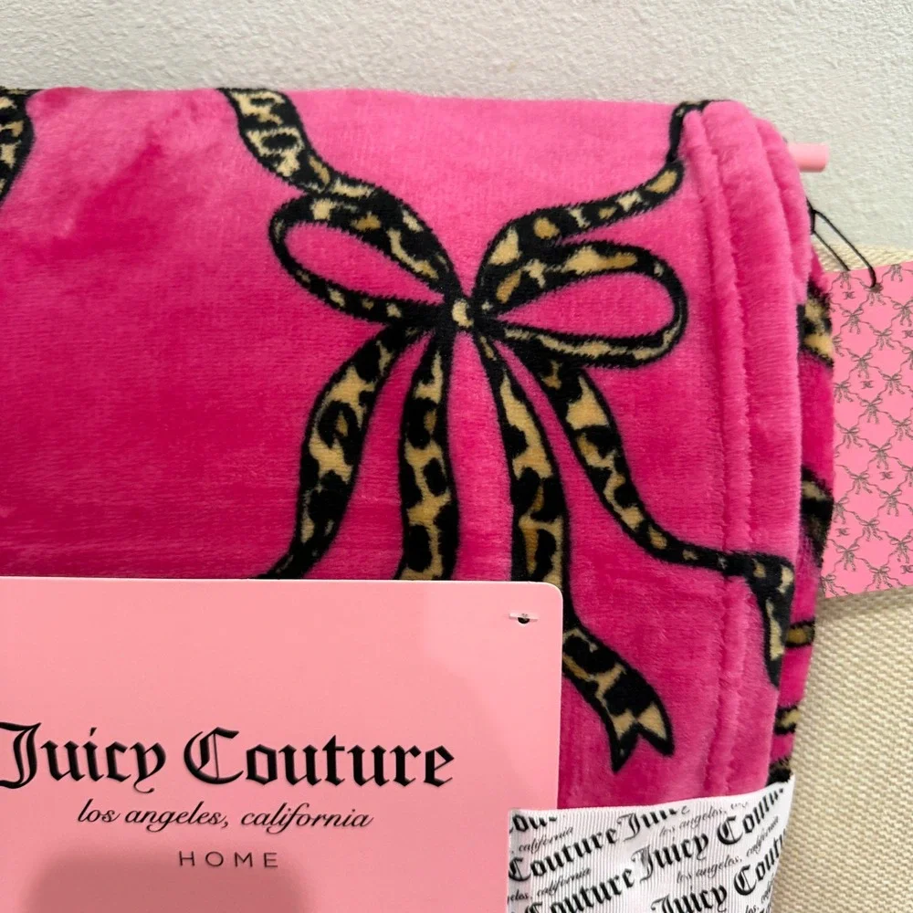 NWT Juicy Couture Home Plush Printed Throw Leopard Print Bows Logo Pink Cheetah